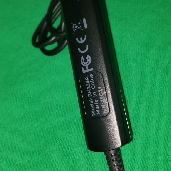 Mpow Single Sided USB Headset with Microphone and case - Picture 5 of 5